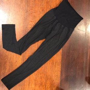 Black maternity leggings